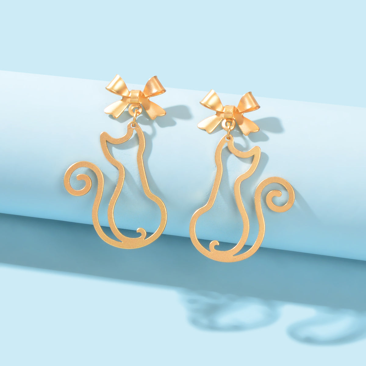 Kawaii Aesthetic Hollow Bow Tie Cat Dangle Earrings Animals Design Accessories